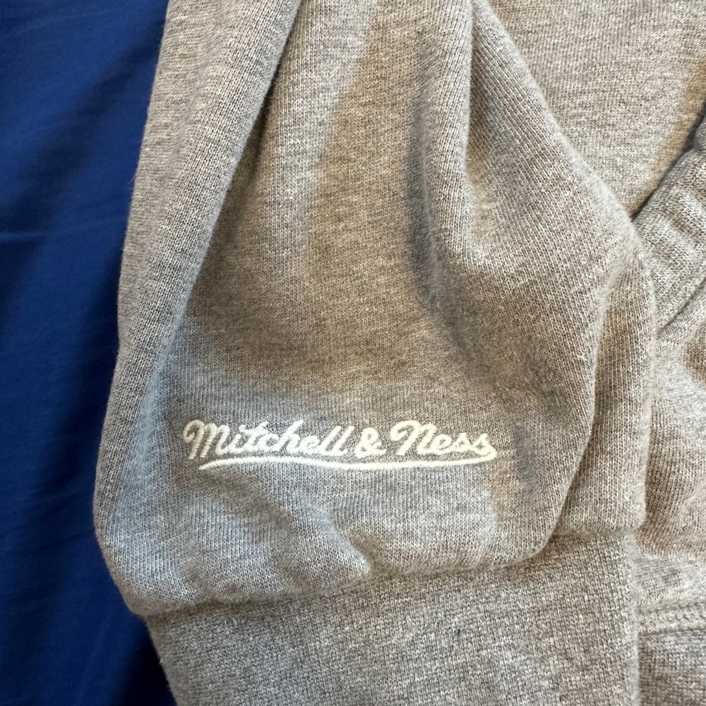 Mitchell & Ness Gray and White Sweater We The North - Picture 3 of 5